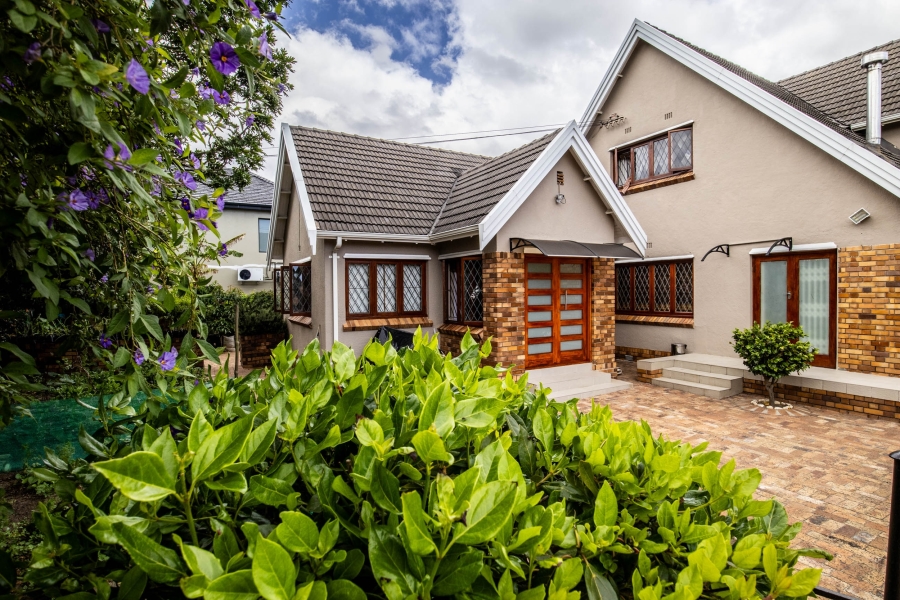 To Let 0 Bedroom Property for Rent in Pinelands Western Cape